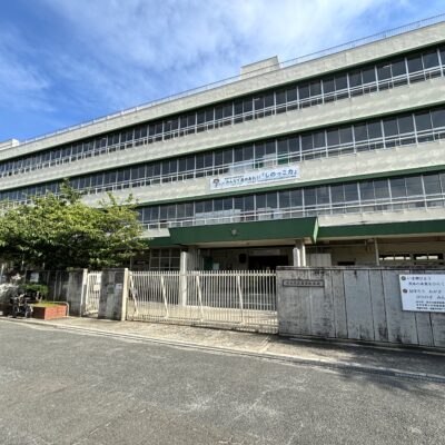 東雲中学校