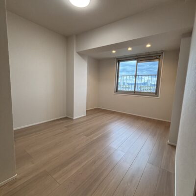洋室(6.4帖)①