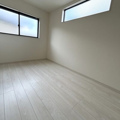 洋室(8.5帖)①
