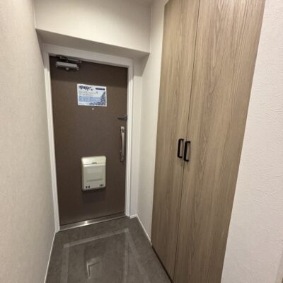 玄関①