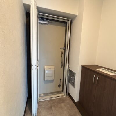 玄関②